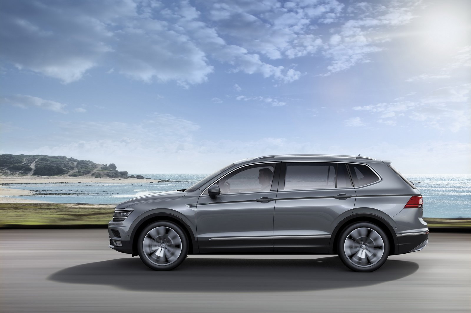 Prezzi e Dimensioni nuova Volkswagen Tiguan Allspace 7 posti