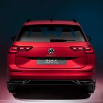 Immagine posteriore nuova VW Golf 8 SW Variant