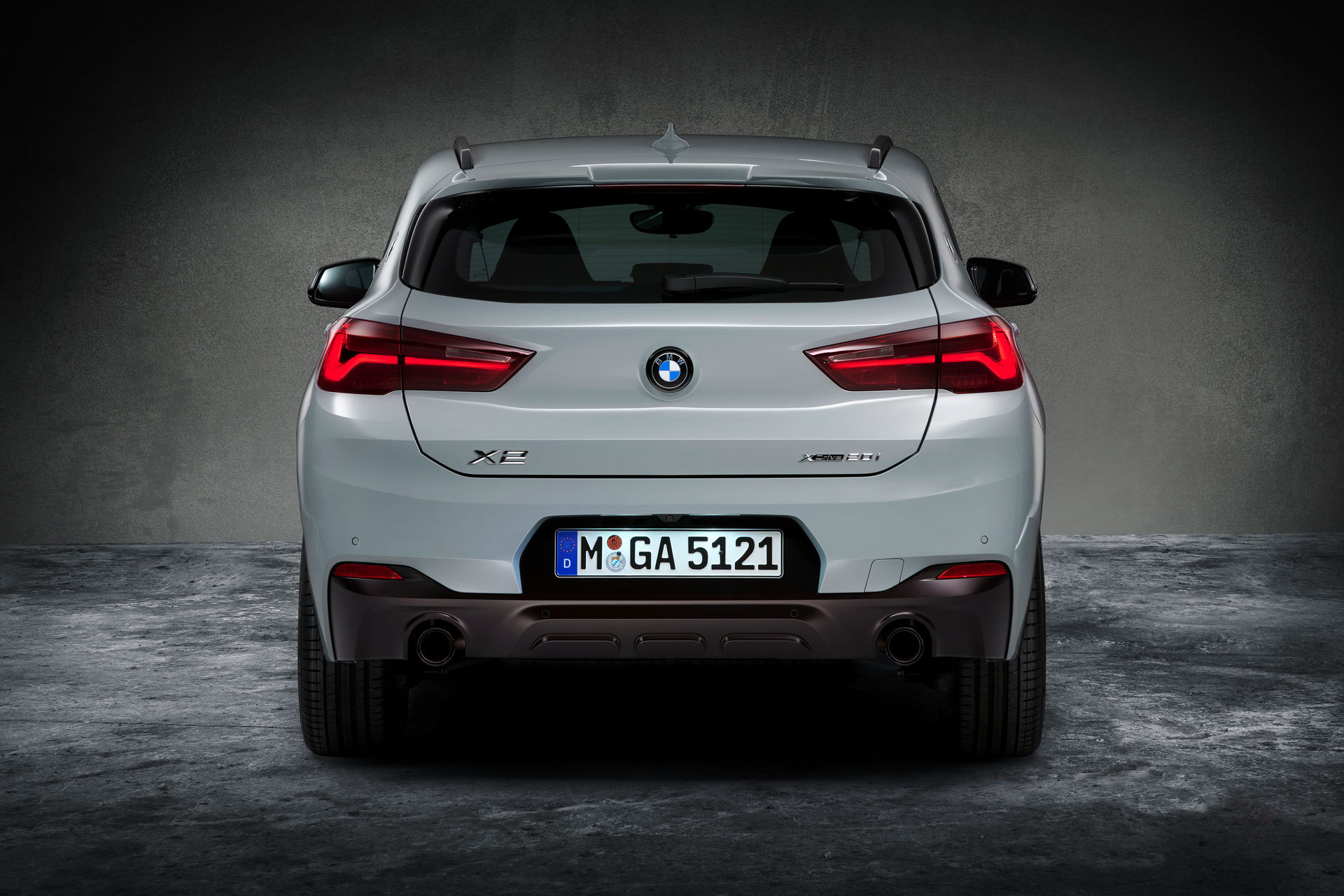 Immagine Posteriore Nuova Bmw X M Mesh Edition Autonext