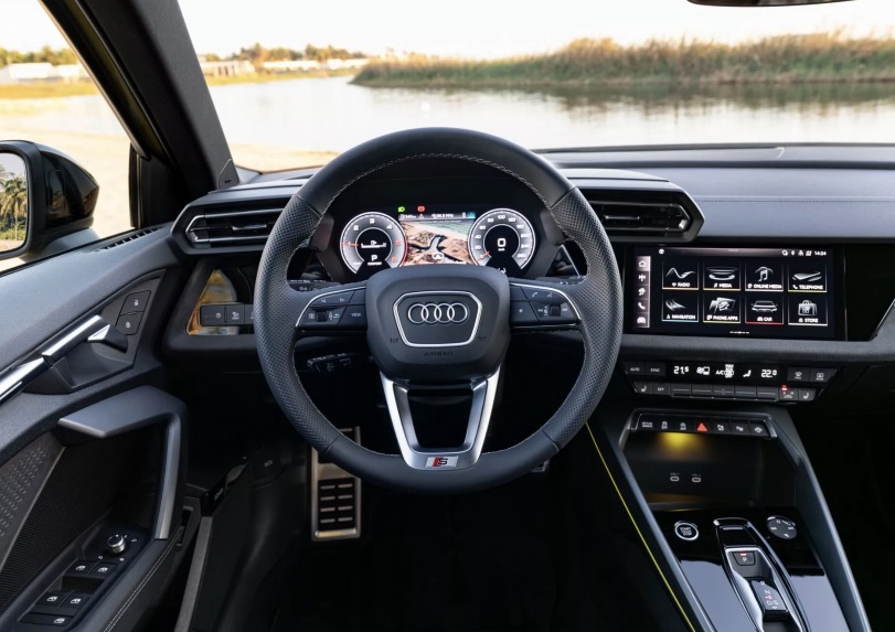 Audi A3 restyling 2024 interni
