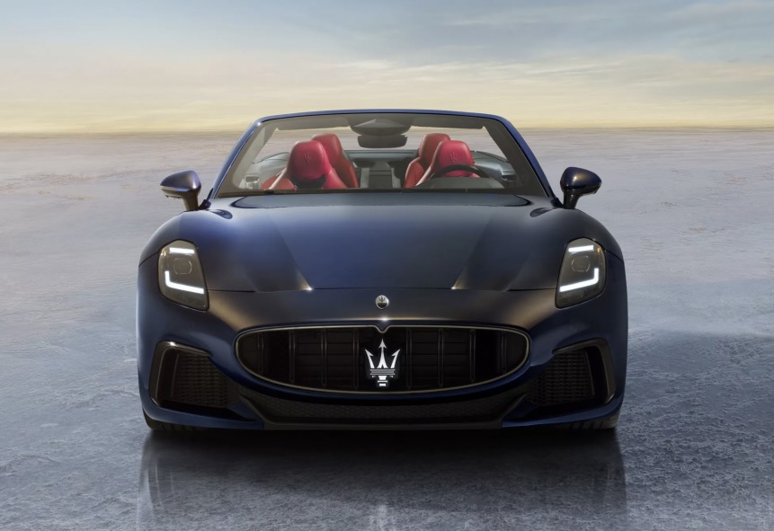 Frontale nuova Maserati GranCabrio 2024