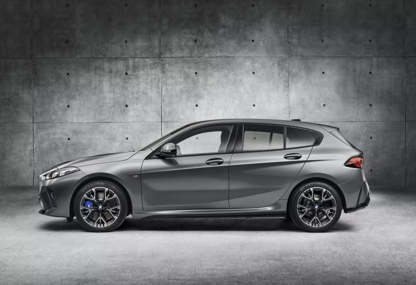 Immagine Fiancata nuova BMW Serie 1 2024