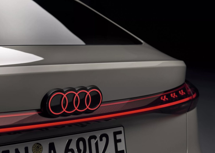 Dettagli luminosi Audi A6 e tron Sportback