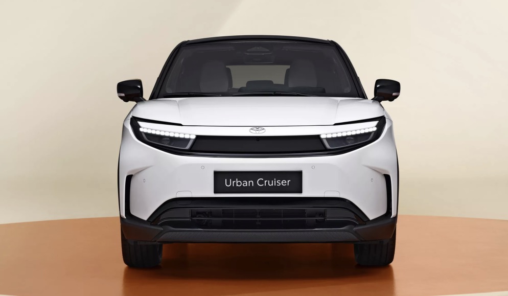 Frontale Nuova Toyota Urban Cruiser 2025