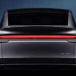 Foto posteriore nuova Tesla Model Y 2025