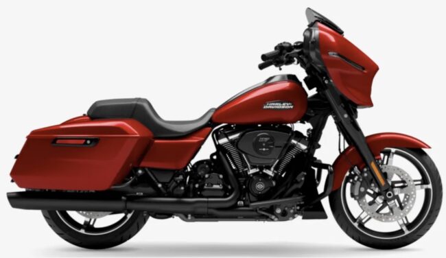 Nuova Harley Davidson Street Glide 2025 Brilliant Red con black trim